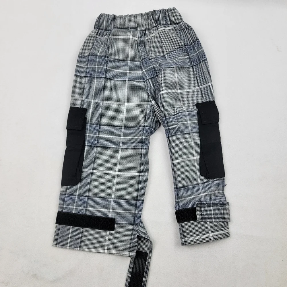 NWT‎ heavy plaid cargo utility outfit with convertable jogger pants